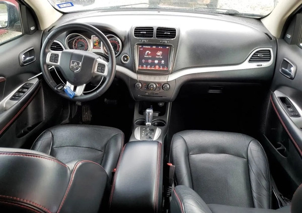 Dodge Journey cena 34000 przebieg: 82772, rok produkcji 2017 z Grudziądz małe 92